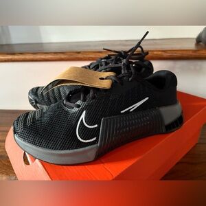 NEW Nike Metcon 9 Women's Shoes Size 6.5 Black White Anthracite DZ2537-001
